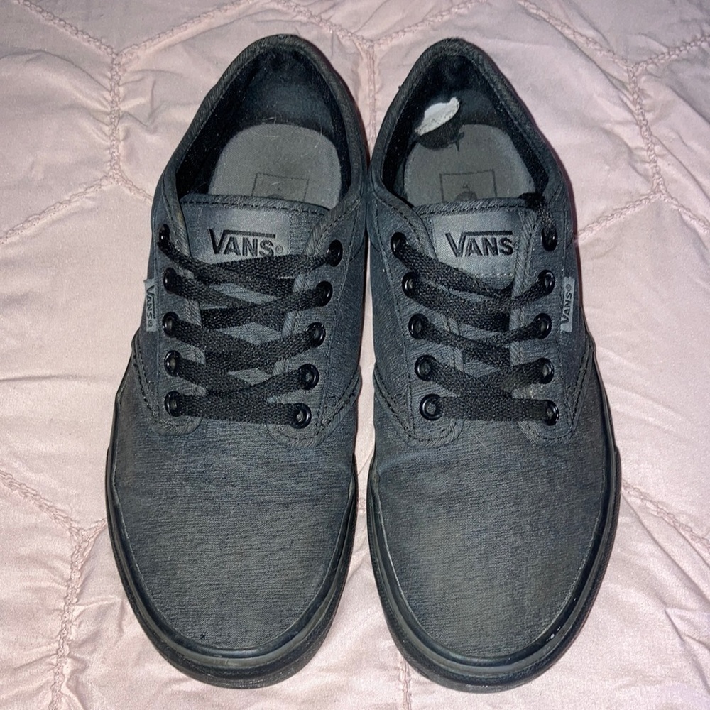 vann tennis shoes